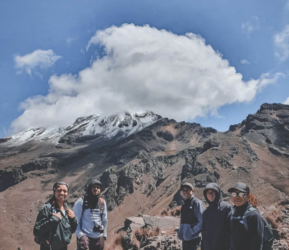 Hiking en el volcán Iztaccíhuatl (2 días)