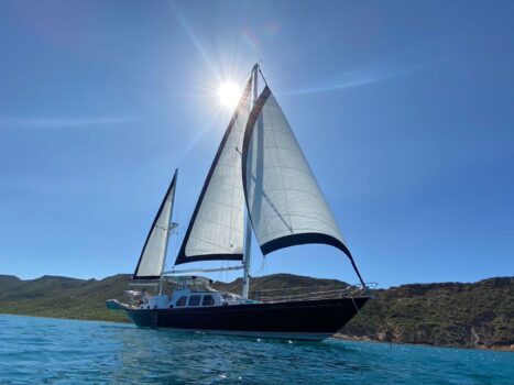 Velero IKAL MOTORSAILER 56′